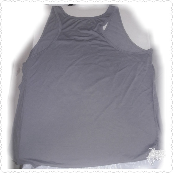 13 NWOT Junior's Plus Size NASA Tank Top - Picture 5 of 6